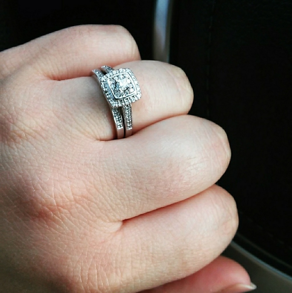 Engagement ring & wedding band